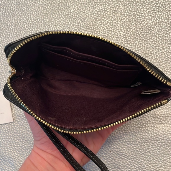👛 NWT Coach wristlet - Picture 7 of 9